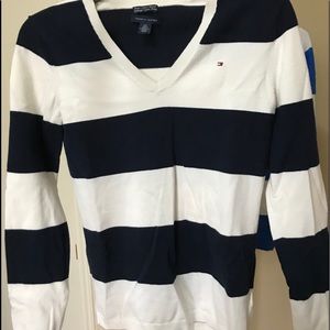 Tommy Hilfiger long sleeve V-neck sweater